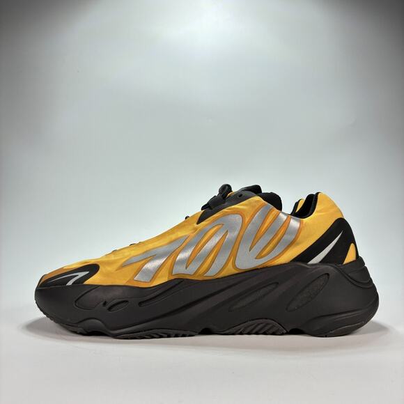 Adidas Yeezy Boost 700 MNVN Honey Flux Performance Sneakers GZ0717 Men\'s Size 9 main image 5